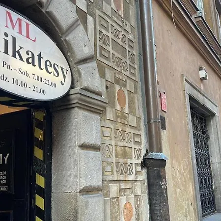 Europa24 - Old Town - Wystawiamy Faktury - Zameldowanie Od 13'00 *